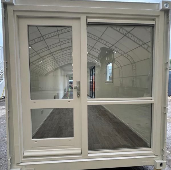 portable container building portable container building