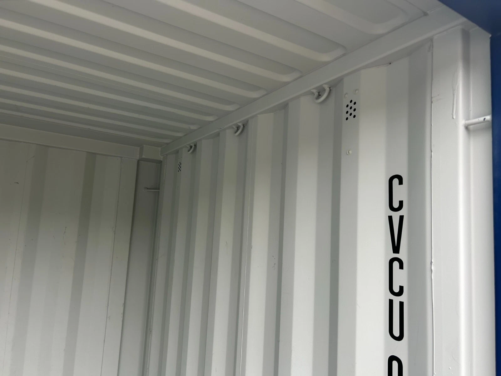 10ft x 8ft Shipping Containers detail view 2