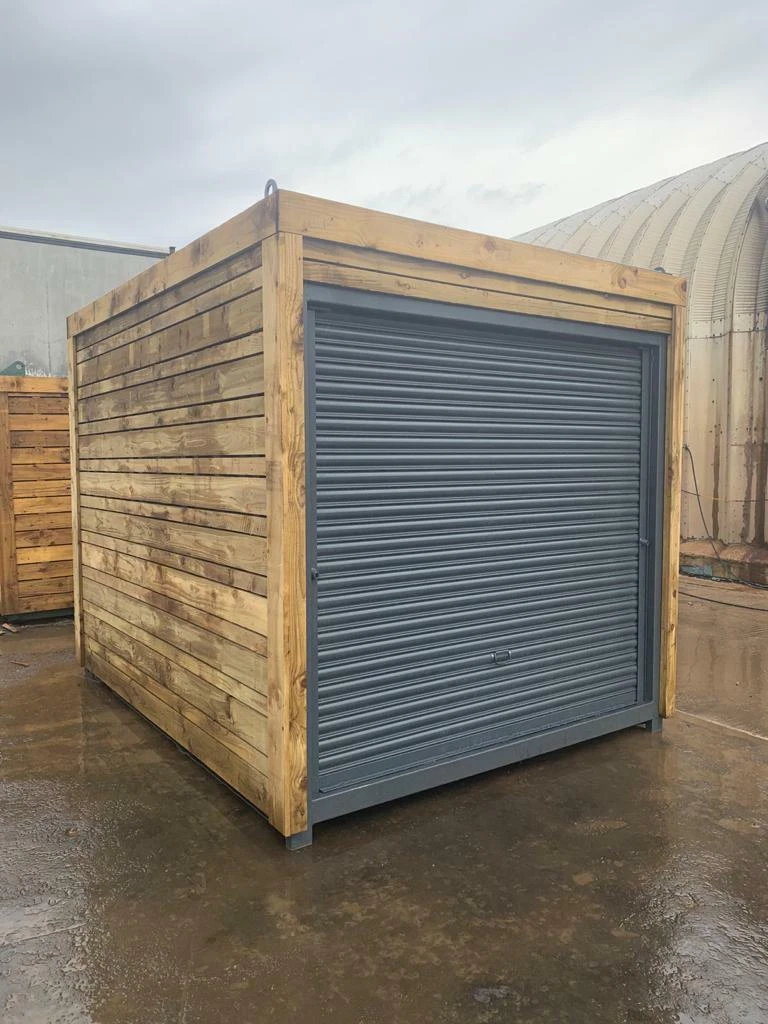 10ft x 8ft Roller Shutter detail view 1