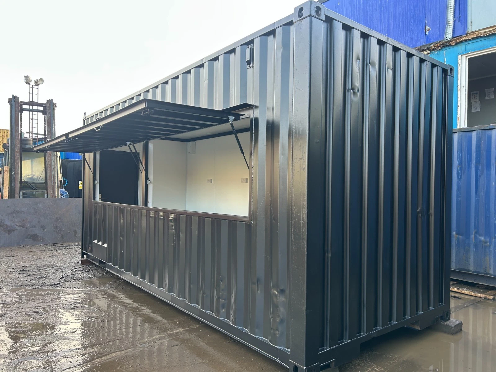20ft x 8ft Shipping Container detail view 1