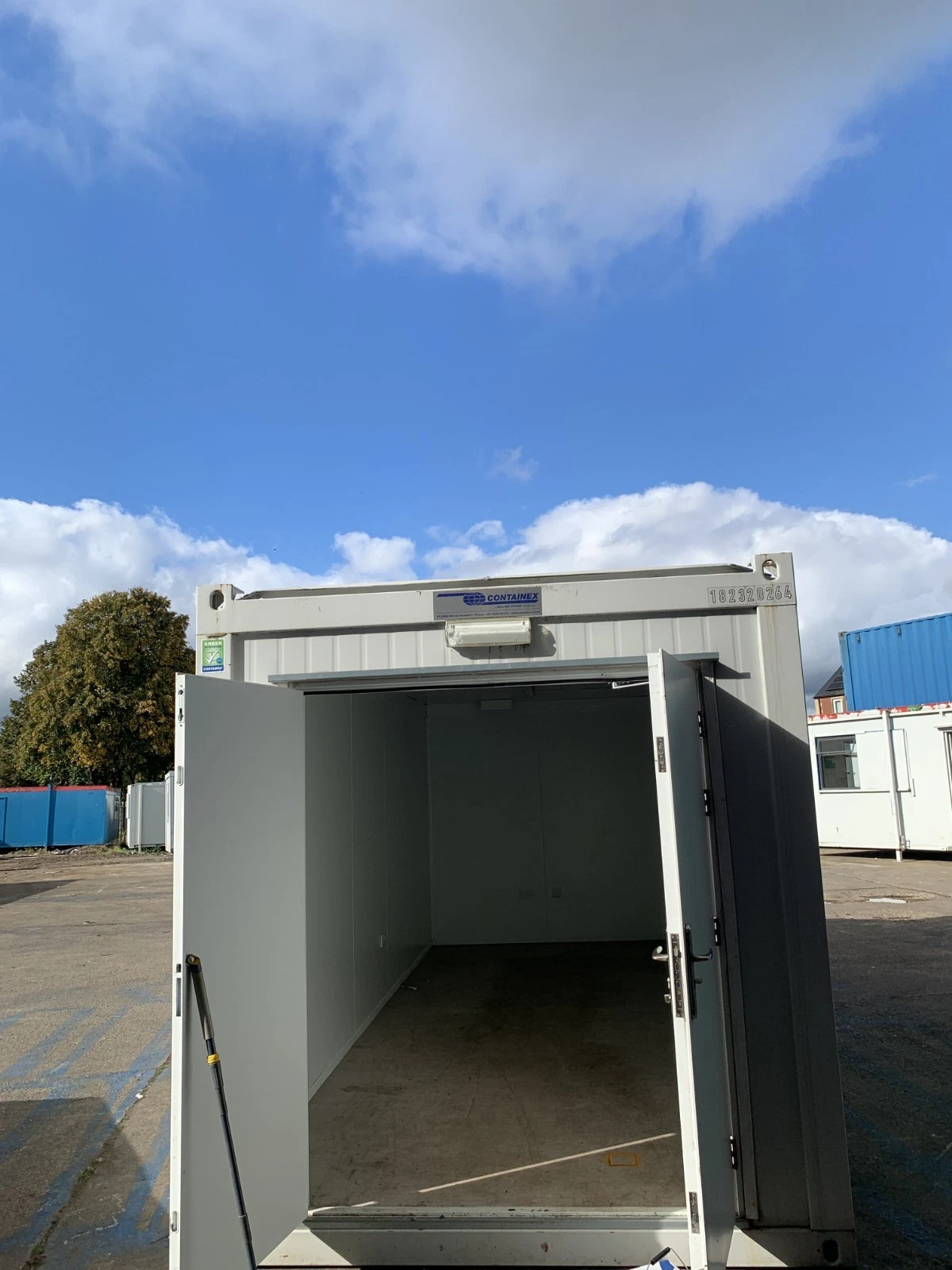 20ft x 8ft Insulated Storage detail view 2