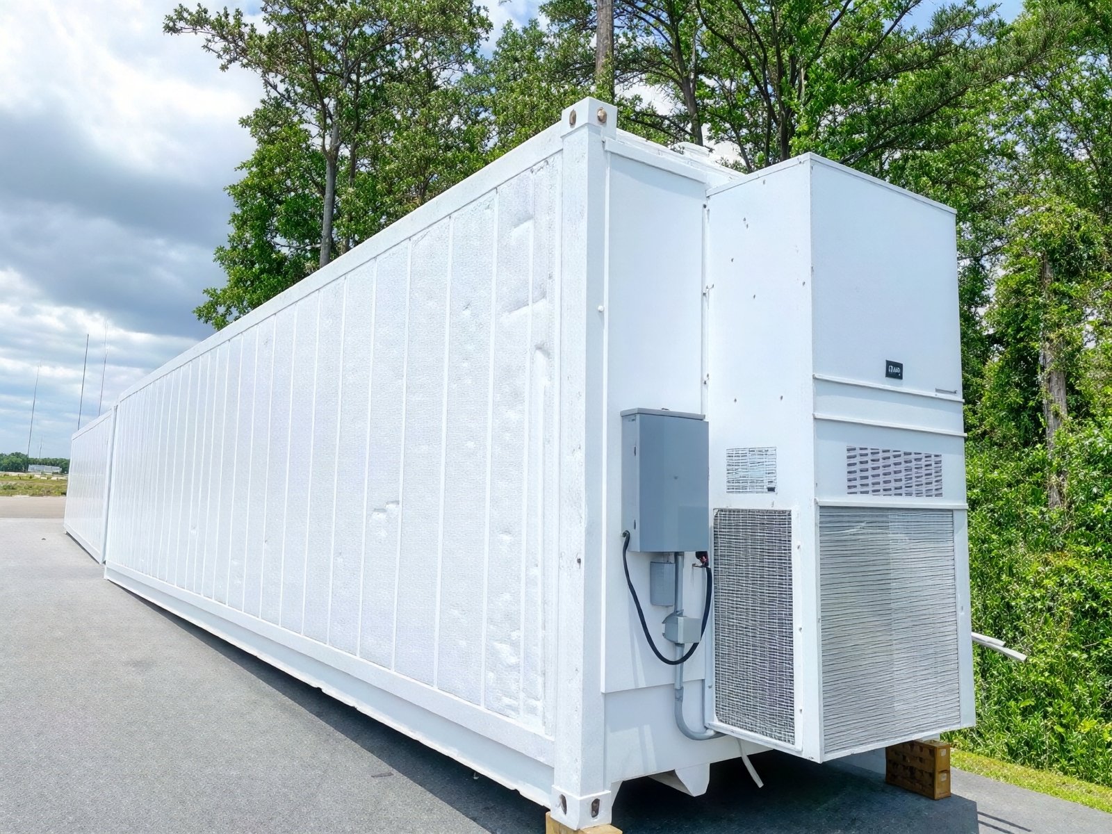 40Ft High Cube Insulated Shipping — Container Housing Solution
